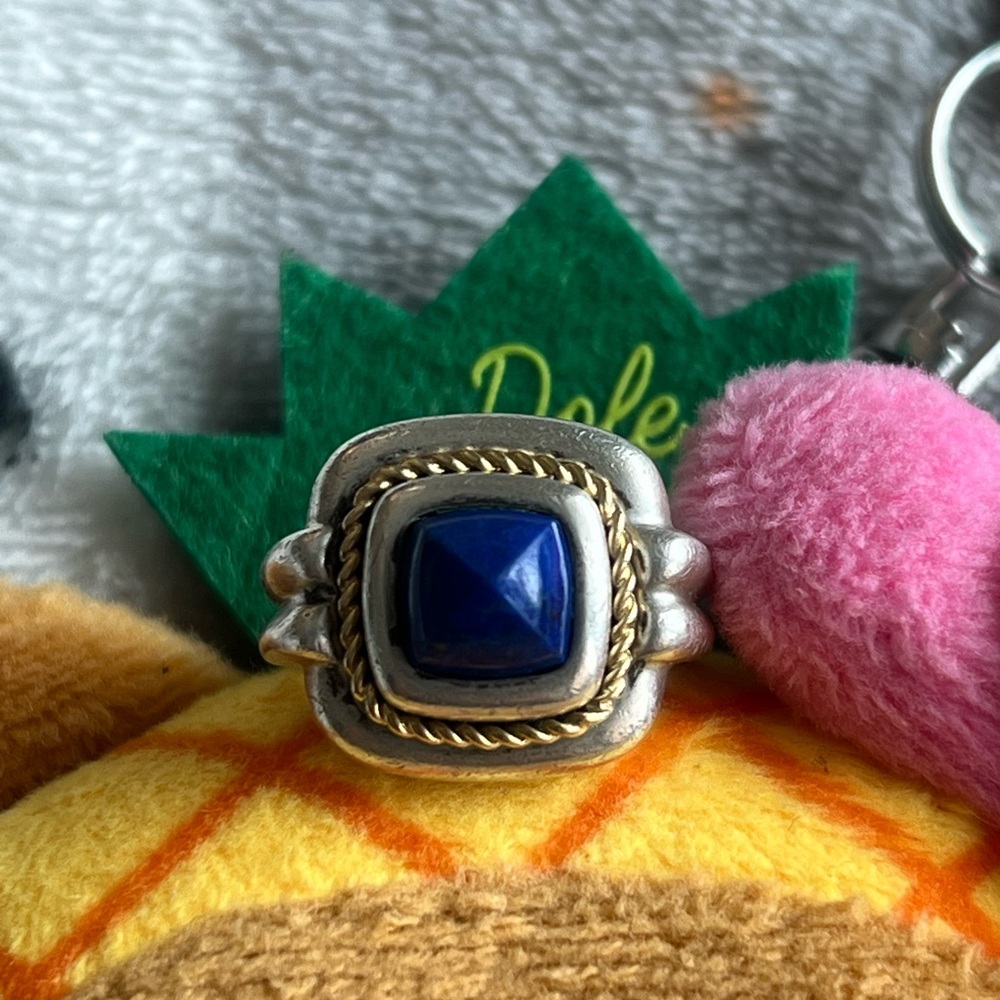 Tiffany lapis lazuli ring